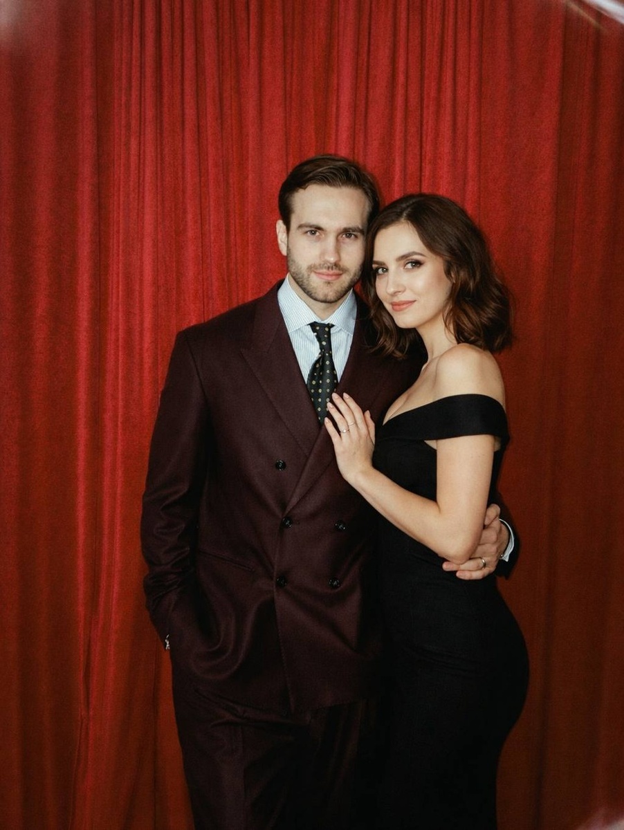    Саша попросил подписчиц, похожих на сгенерированный нейросетью идеал, откликнуться. Фото: Tg-канал Александра Поверина