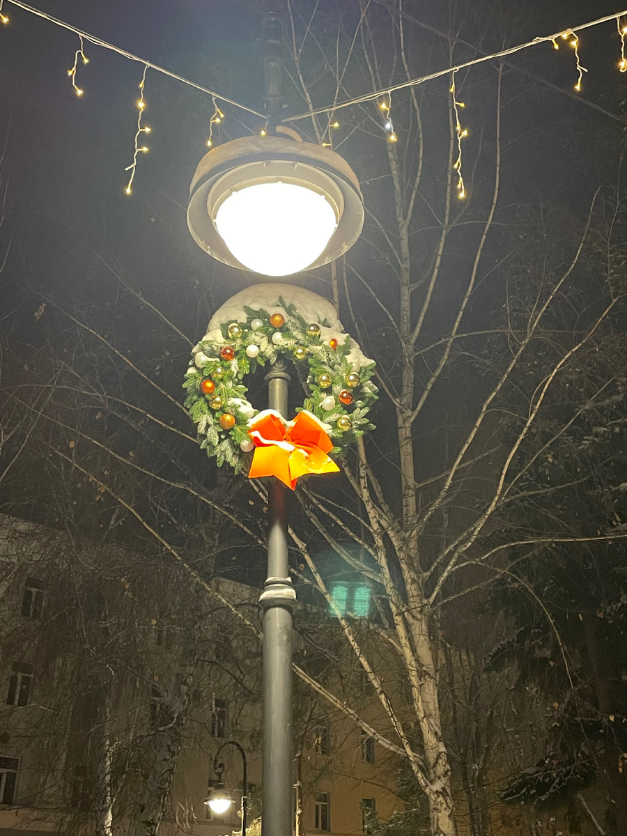 В театральном сквере 