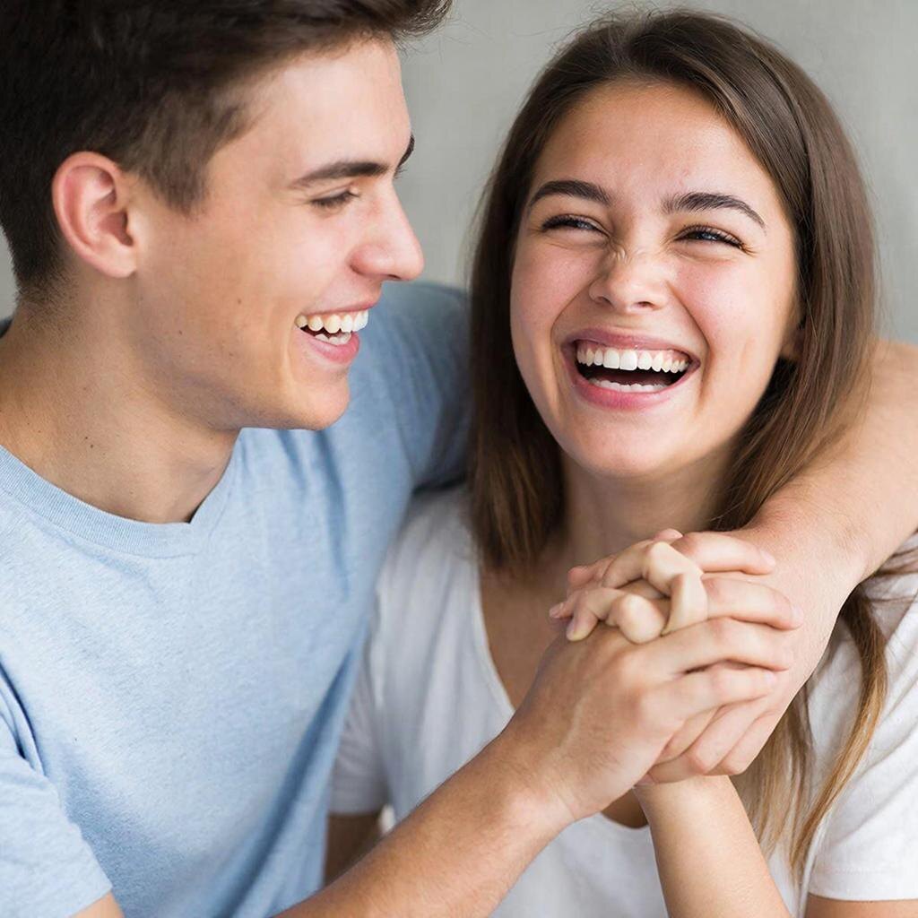 «Счастье — это когда он рядом».