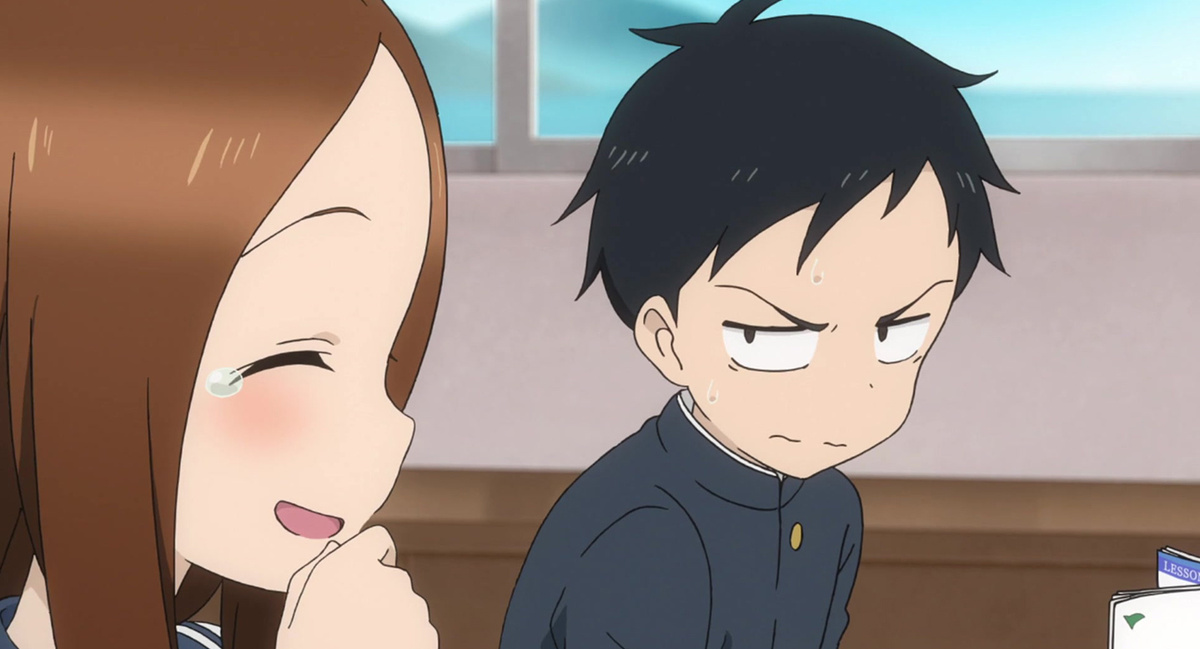 Она дразнит с явным флиртом, он думает, что это издёвка. Классический «Слепой крот». Кадр из аниме «Озорная Такаги» (Karakai Jouzu no Takagi-san), студия Shin-Ei Animation. © Soichiro Yamamoto / Shogakukan