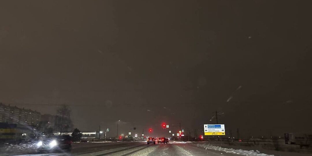 В Алтайском крае из-за метели перекрыли еще одну региональную трассу