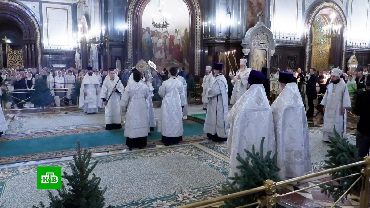    У православных верующих наступил Рождественский сочельник