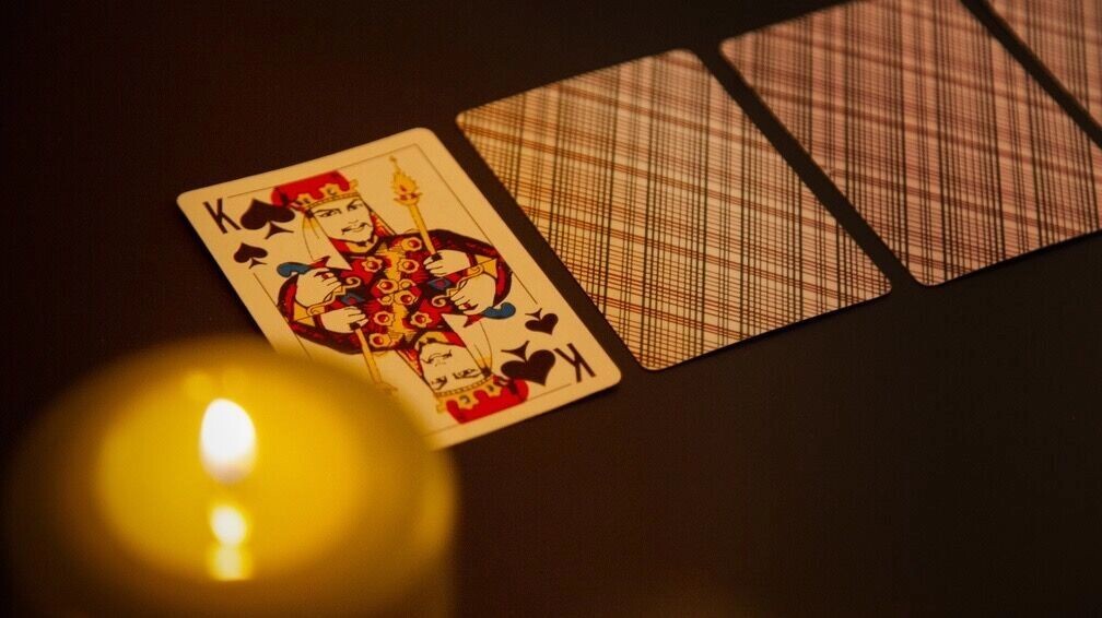    Для гадания на суженого используются карты   1MI