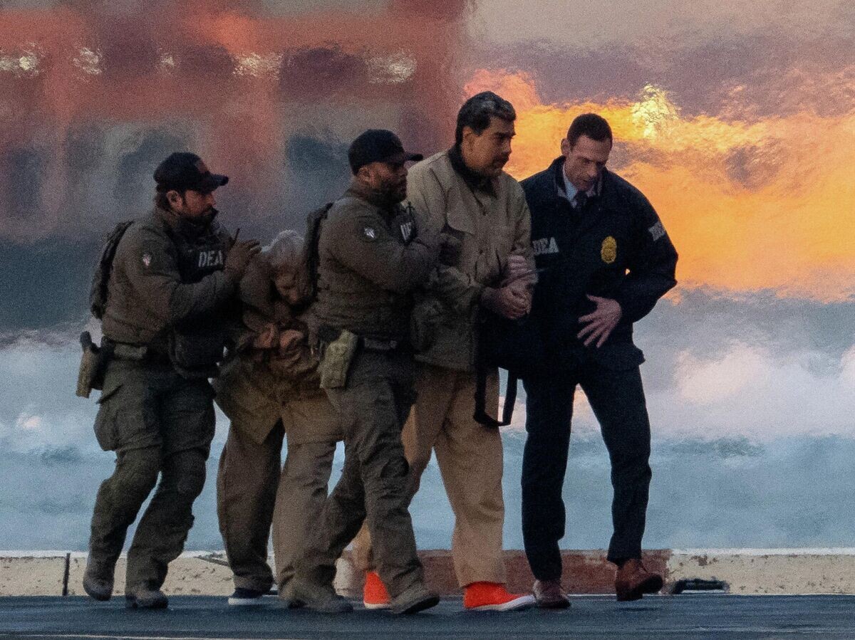    Захваченный президент Венесуэлы Николас Мадуро перед отправкой в суд в Нью-Йорке, США | © REUTERS / ADAM GRAY