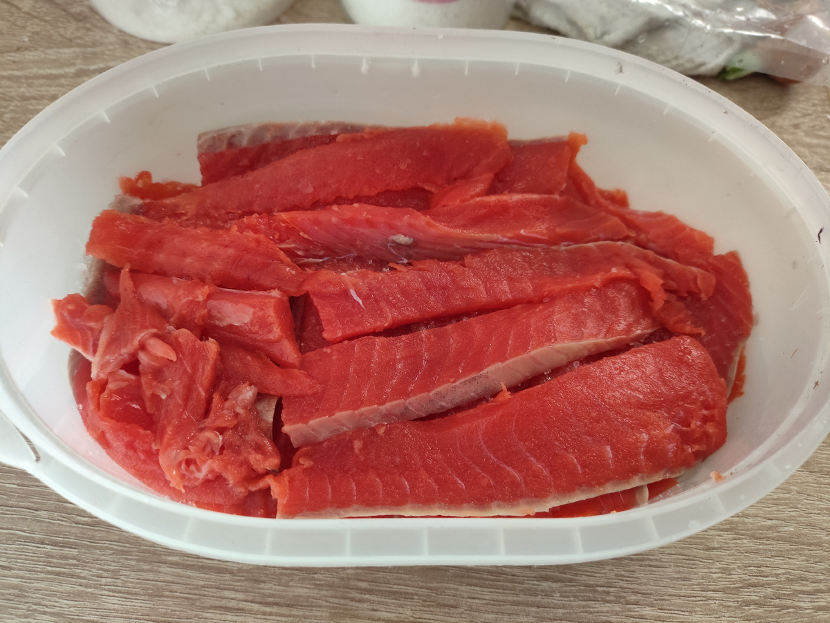 В уголочке обрезки со шкурки ))) Завтра будет готово.