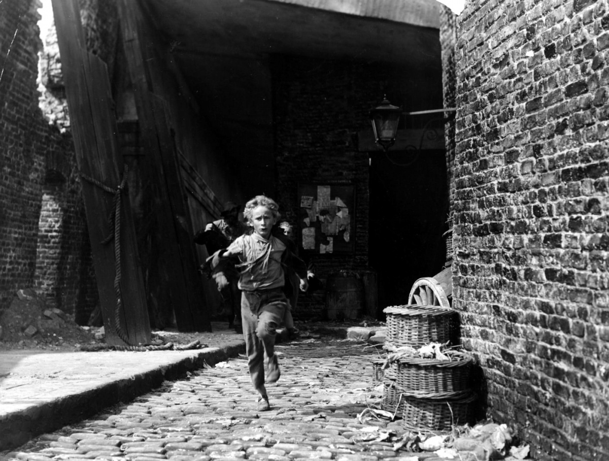 Кадр из фильма "Оливер Твист" (1948)