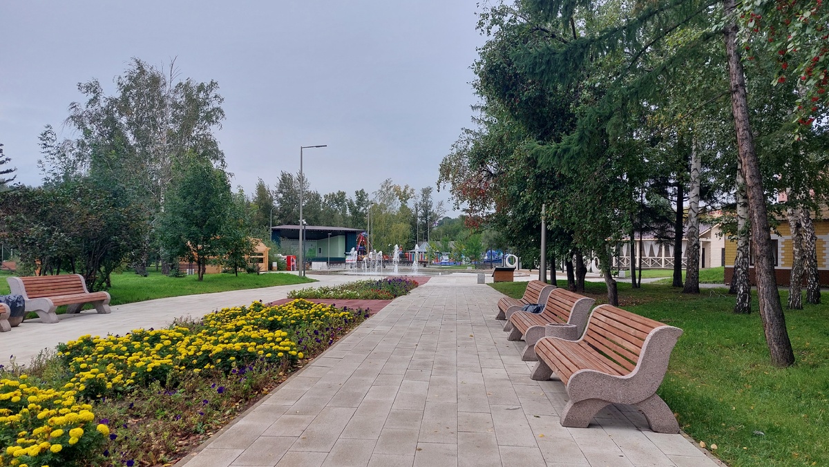 Центральный парк, основанный на месте Аптекарского огорода в XVIIIв.