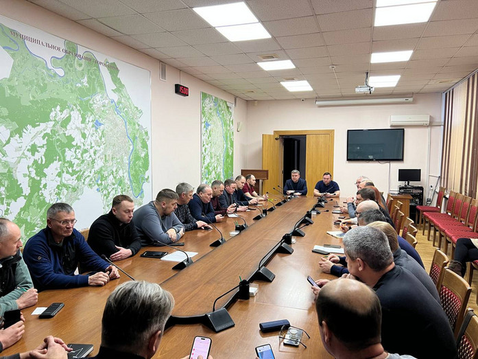 Симаков провёл оперативку по уборке города перед Рождеством