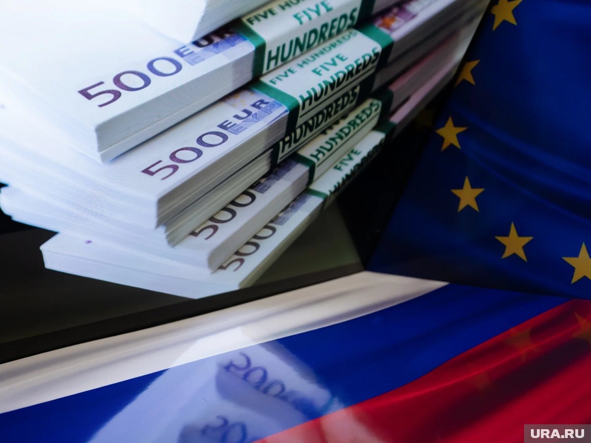     По словам Орбана, 800 миллиардов евро, которые хочет Киев, - ошеломляющая сумма