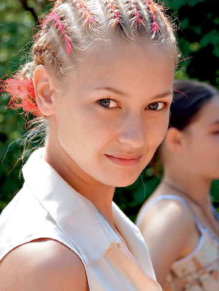 Евгения Лоза в юности. 