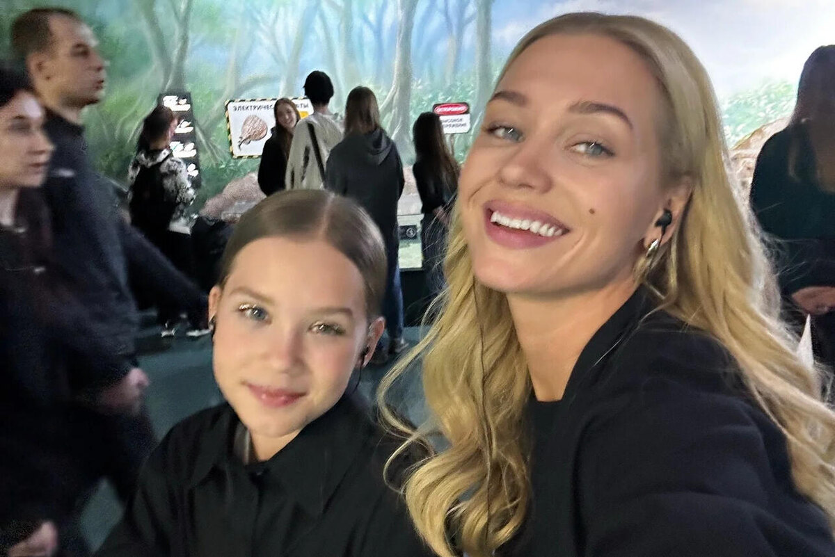    Кристина Асмус с дочкой Настей Социальные сети