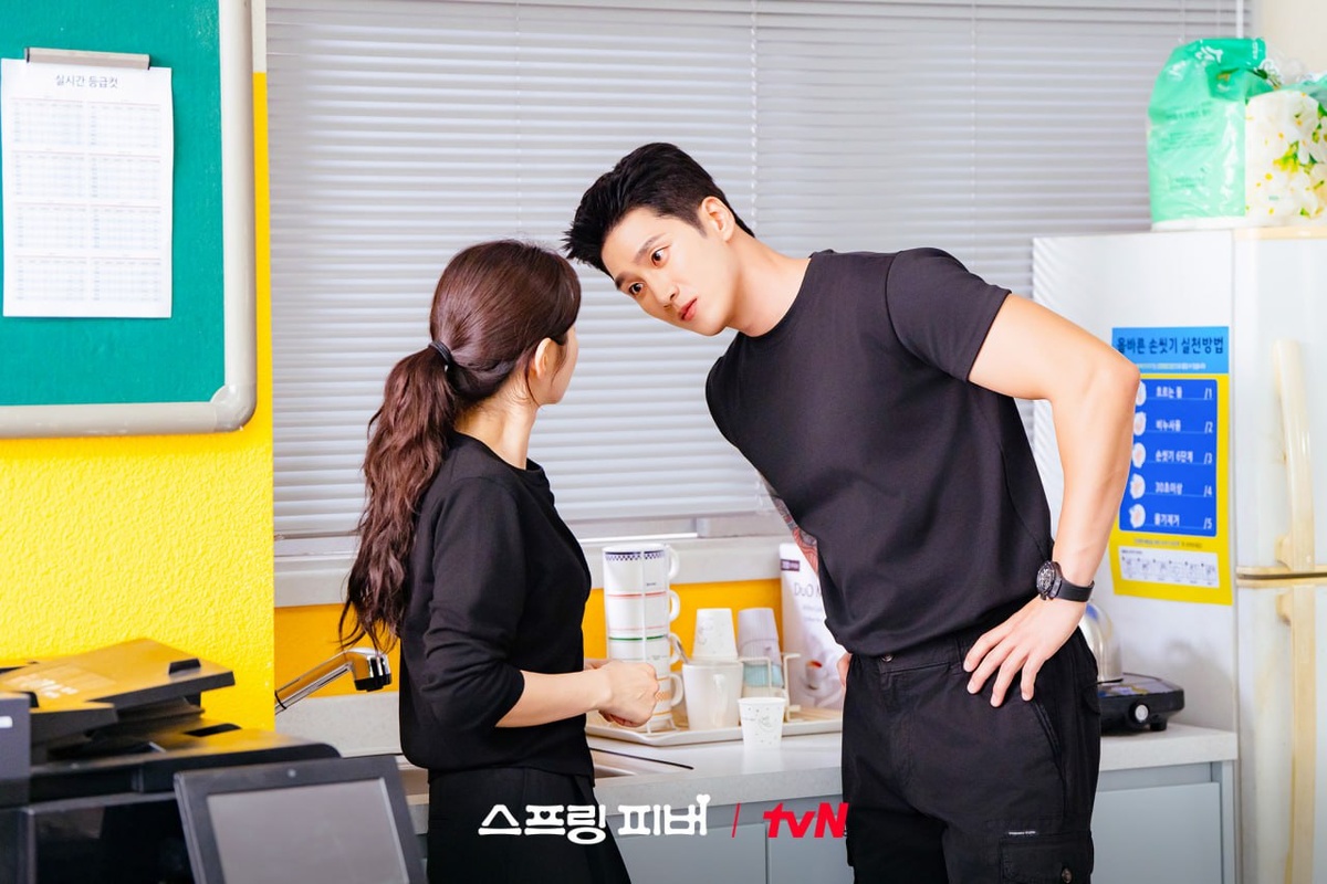 Отзыв на дораму "Весенняя лихорадка" 2026 / Фото взято из открытых источников