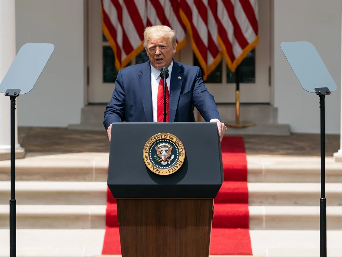     Трамп заявил, что во время операции в Венесуэле отключили электричество