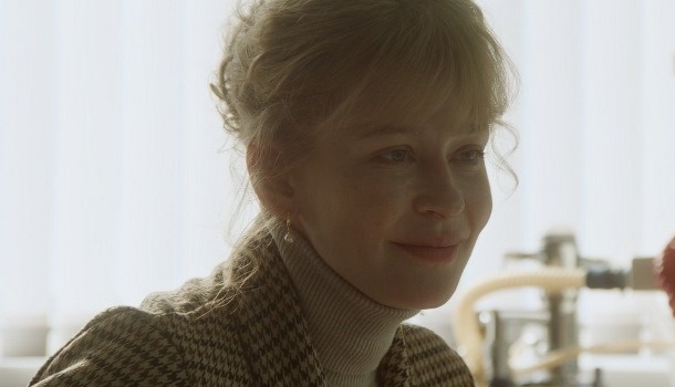 Содержание фильма «Мужу привет» (2025)