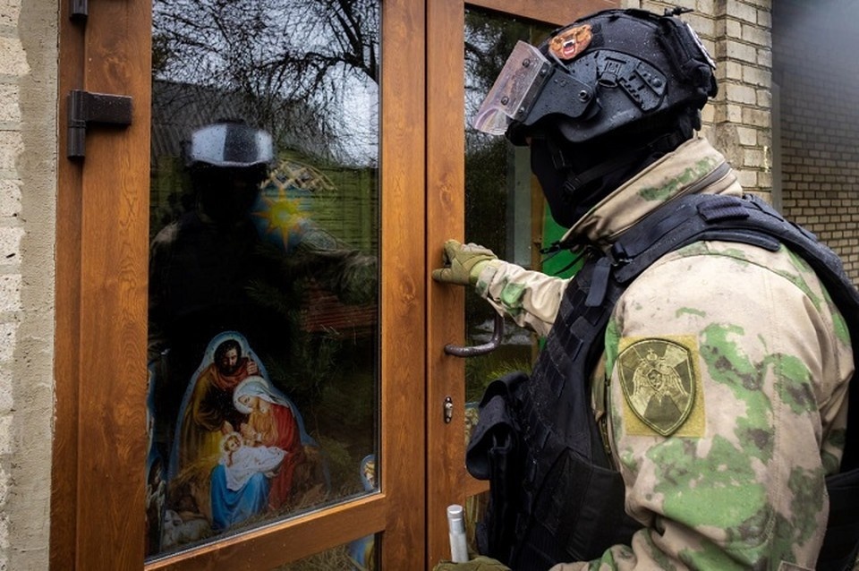    Росгвардия начала проверять храмы в ДНР перед Рождеством. Фото: Росгвардия ДНР