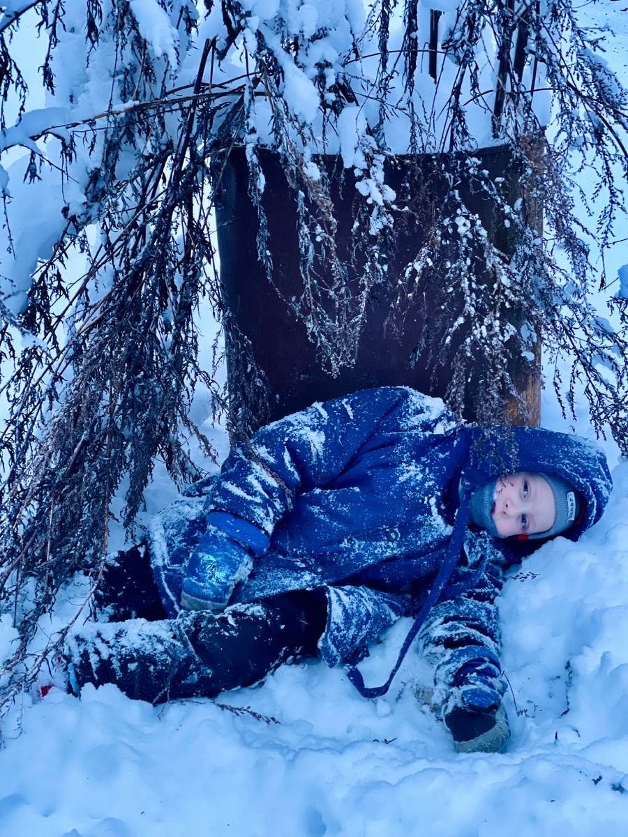 Наш помощник утомился