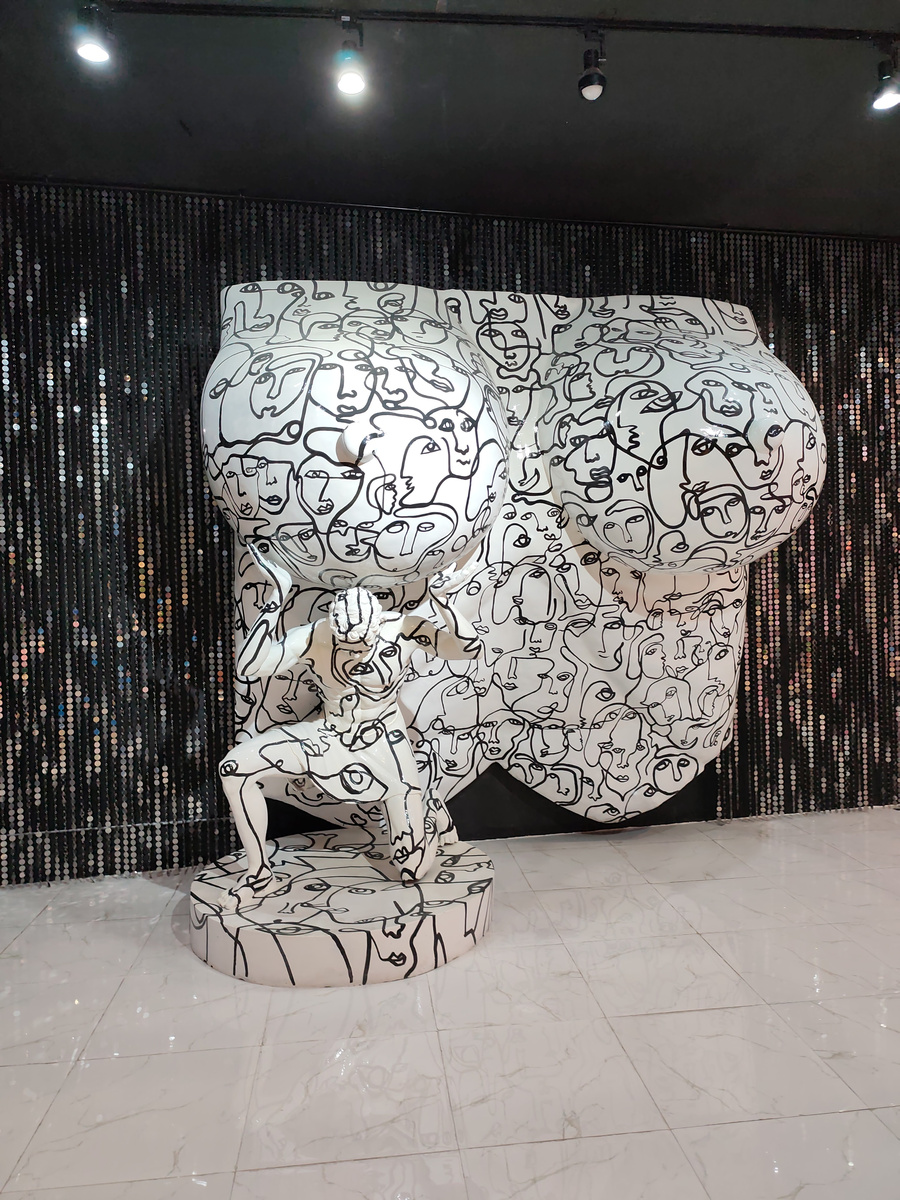 Love In Museum в Паттайе