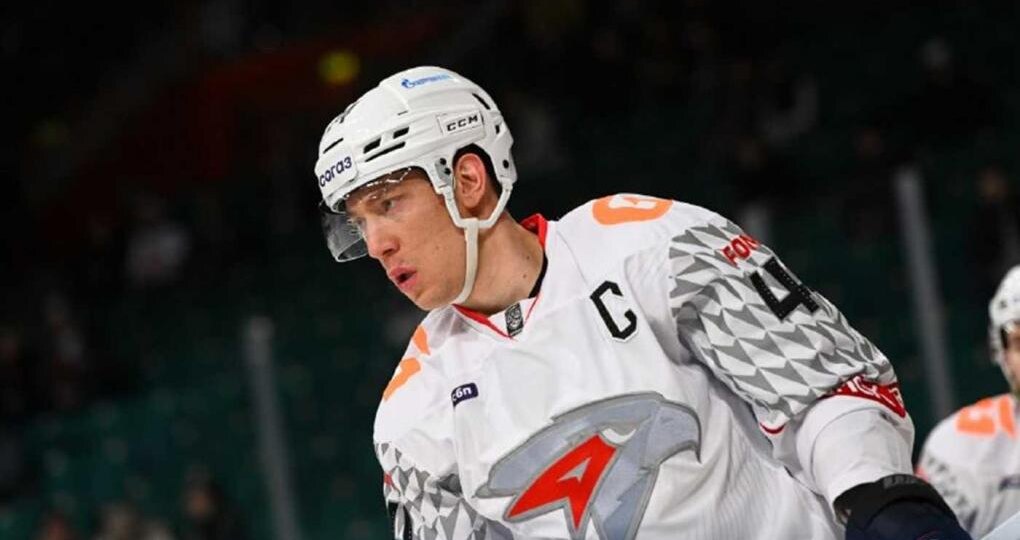 Омский «Авангард» обыграл на выезде «Ак Барс» и поднялся в таблице