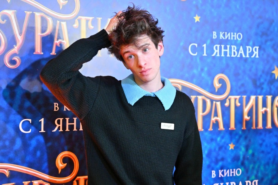    Марк Эйдельштейн снялся в рекламной кампании Saint Laurent вместе с Беллой Хадид Иван МАКЕЕВ