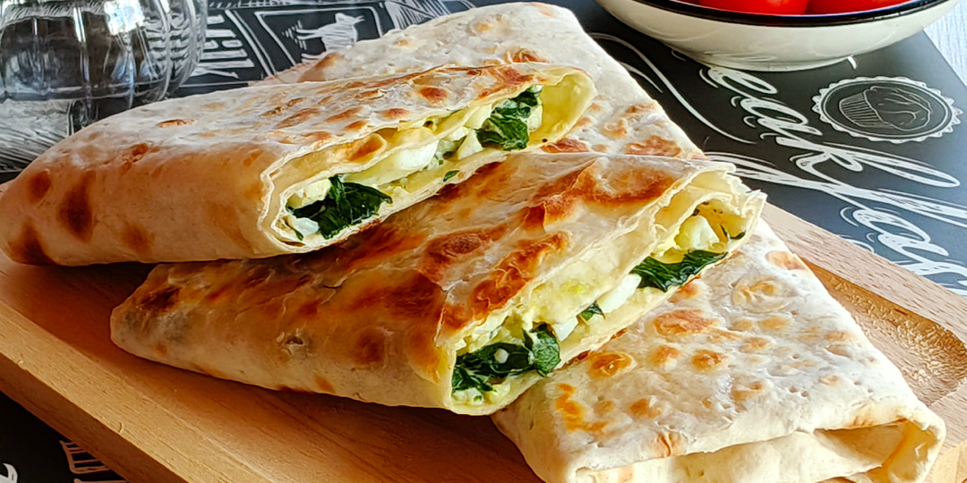 Перекус (завтрак) из лаваша и яйца: быстро, вкусно и очень просто