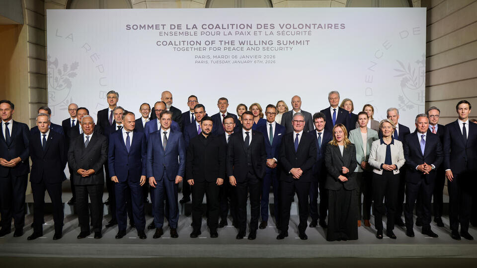     Новый евротур: "коалиция желающих" проводит встречу с Зеленским в Париже Ludovic Marin/AP/TASS