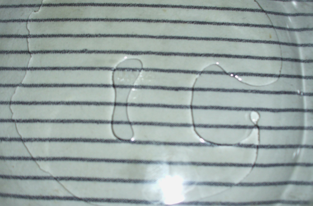 Термостойкая емкость с растительным маслом. Фото автора канала Житейская проза