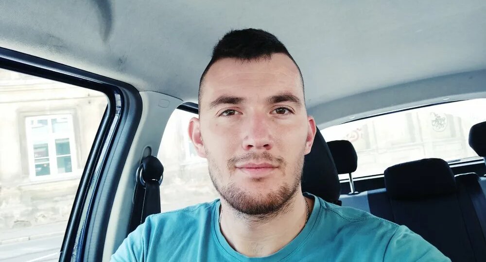 Пришел на первое свидание с мамой, чтобы она «оценила товар». Я не растерялась и устроила им обоим такой допрос, что они сбежали