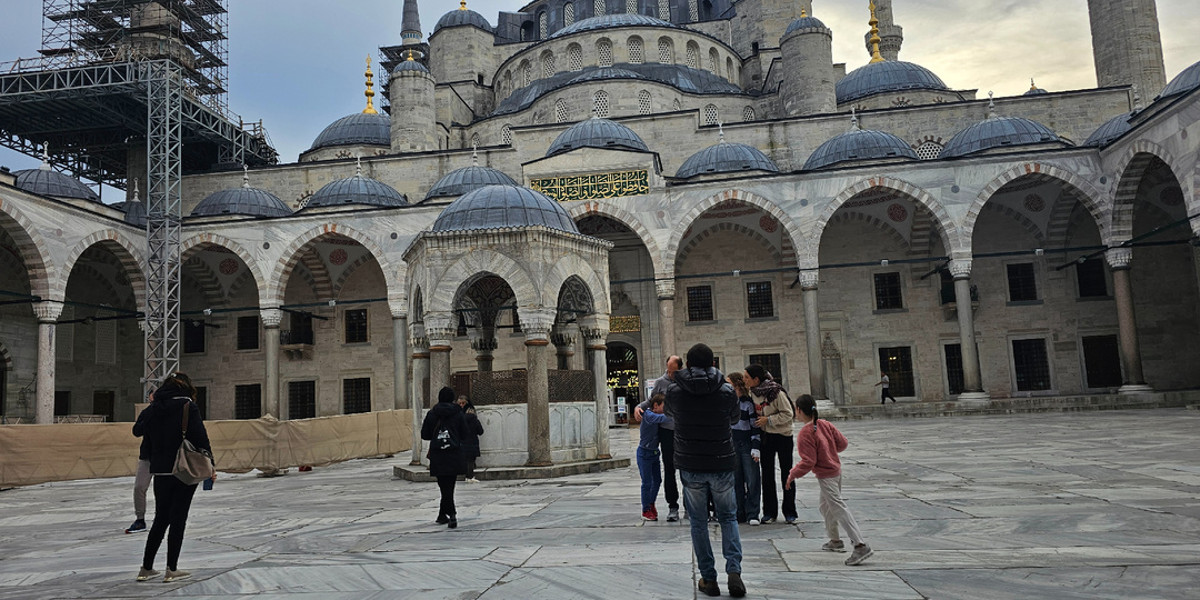 Новогодние в Стамбуле