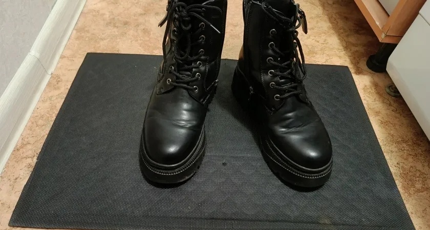 Просто положите это в обувь: ногам будет жарко даже в лютый мороз: греет сильнее теплых полов