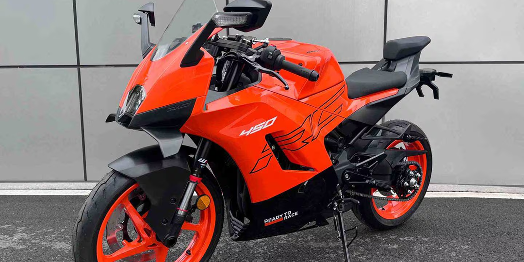 KTM RC450 — результат партнерства с CFMoto.