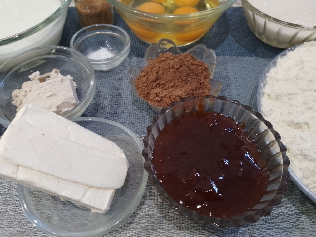 Ингредиенты для приготовлния сдобных булочек