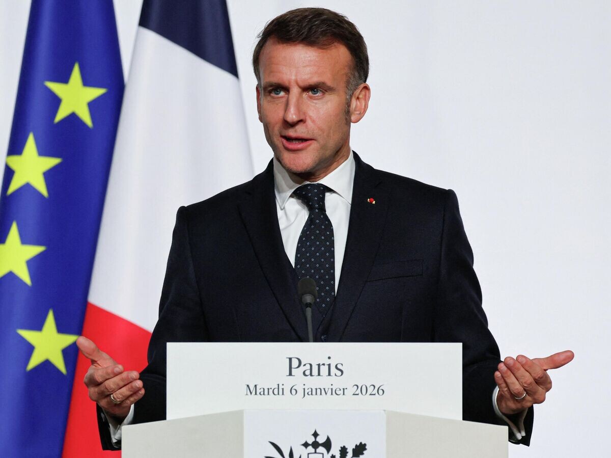    Президент Франции Эммануэль Макрон на пресс-конференции по итогам встречи "коалиции желающих" | © REUTERS / LUDOVIC MARIN