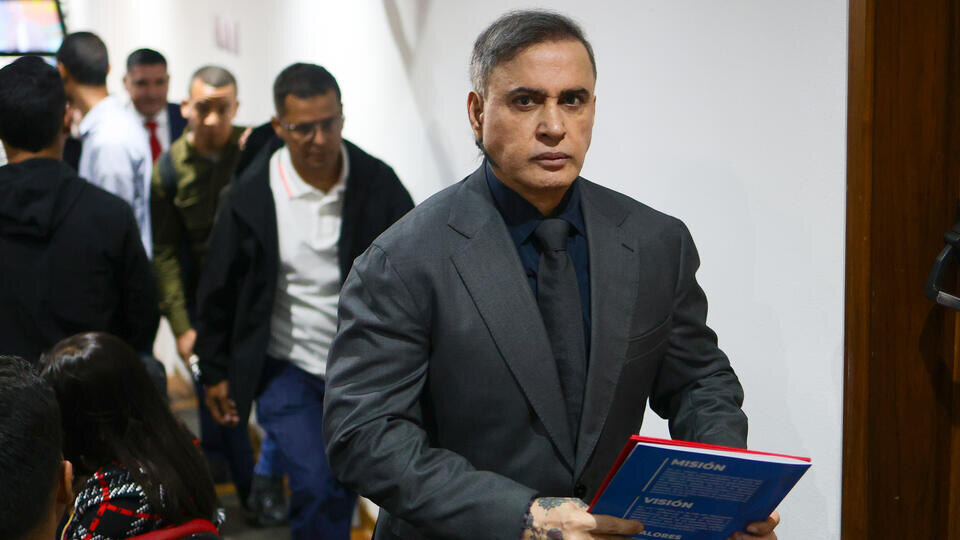     Генпрокурор Венесуэлы потребовал от судей США признать неприкосновенность Мадуро Javier Campos/dpa/picture-alliance/TASS