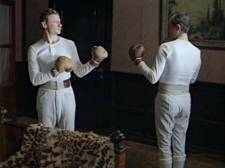 Назревает поединок