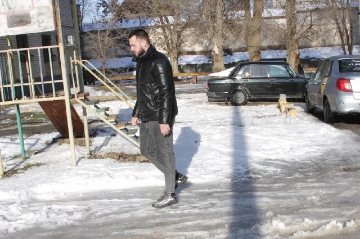    Гололед ударил по Волгограду на Рождество - город встал