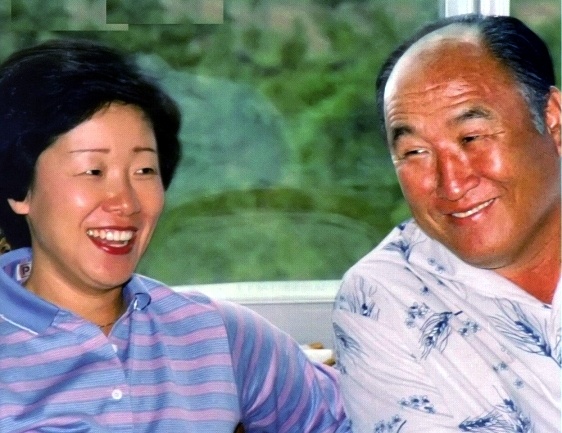 Супруги Мун Сон Мён и Хан Хакча - Истинные Родители