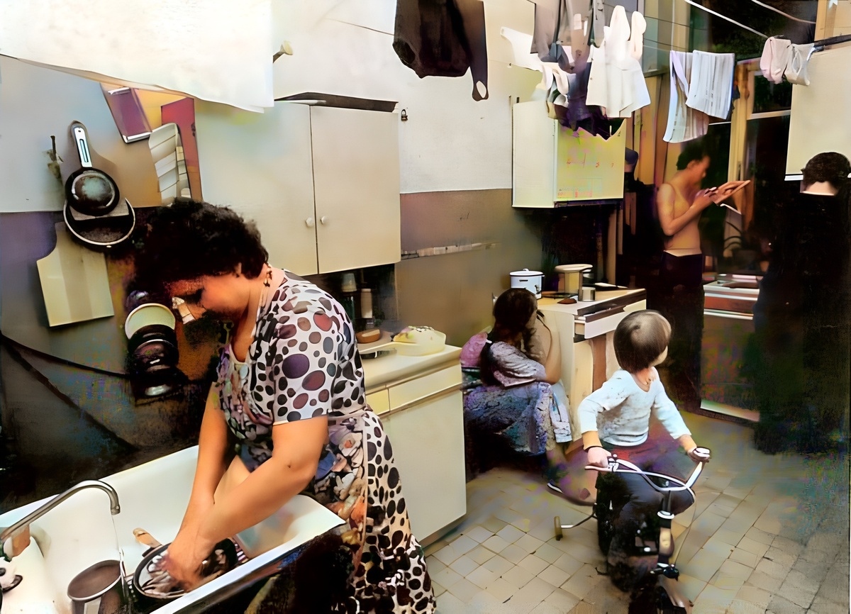 Вспомним неприятные особенности жизни в коммунальных квартирах, которые хотят поскорее забыть