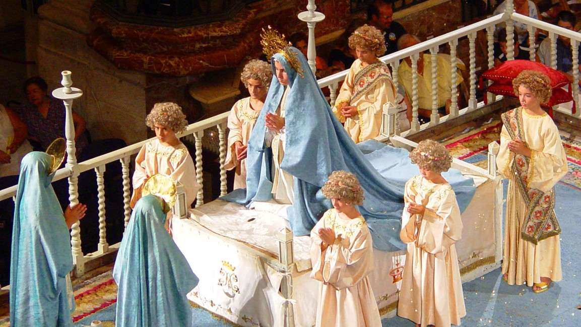 Современное религиозное представление в Испании