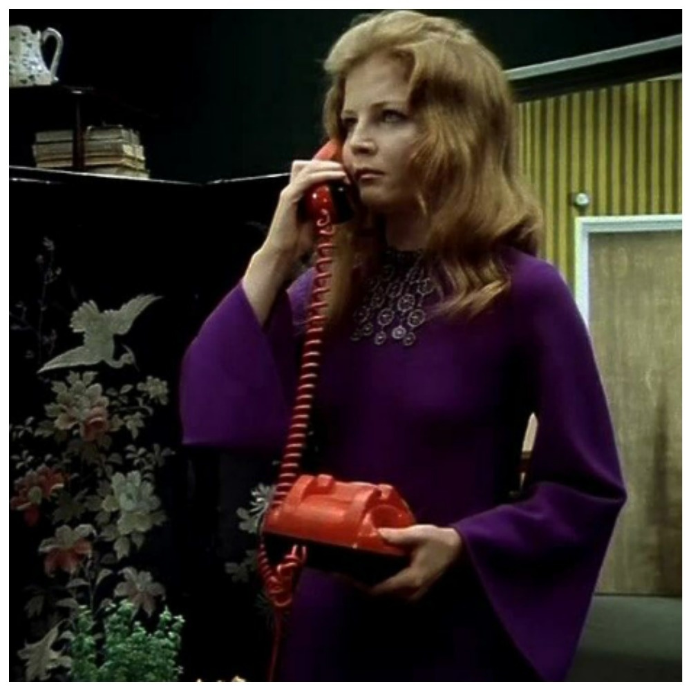 Девушка, какая баня? У него в кварире ванна!