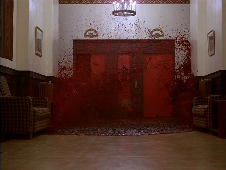 Сцена с лифтом отеля | The Shining (1980)