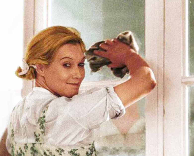 Любовь Орлова в фильме "Весёлые ребята"