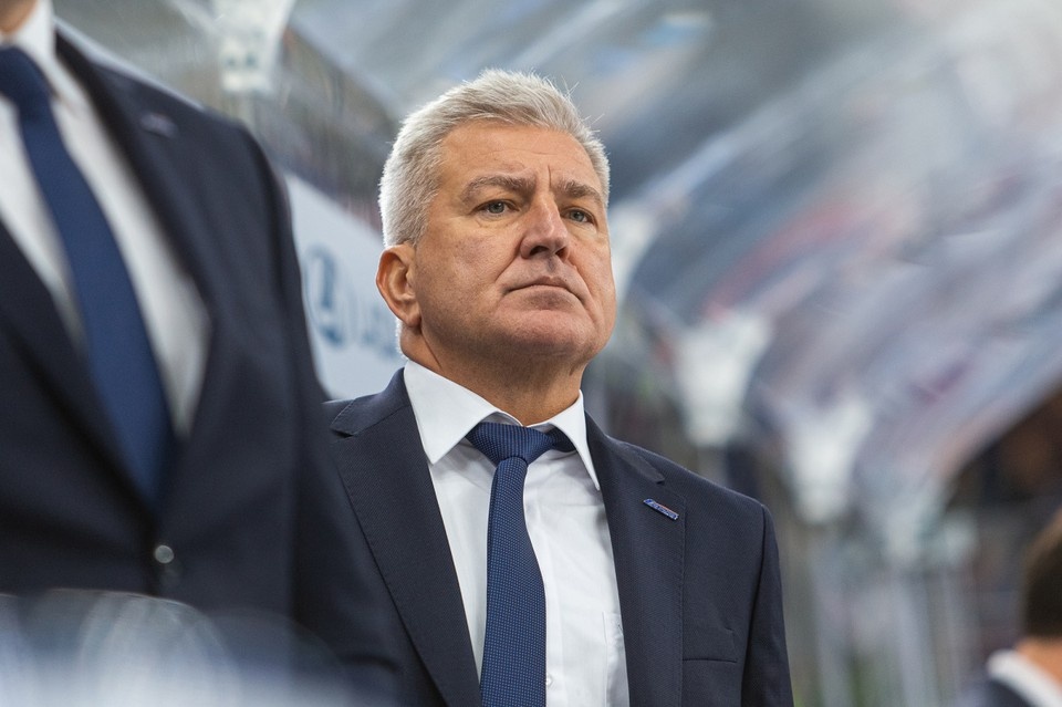    Новый наставник «Адмирала» Олег Браташ. Фото: ХК «Адмирал»