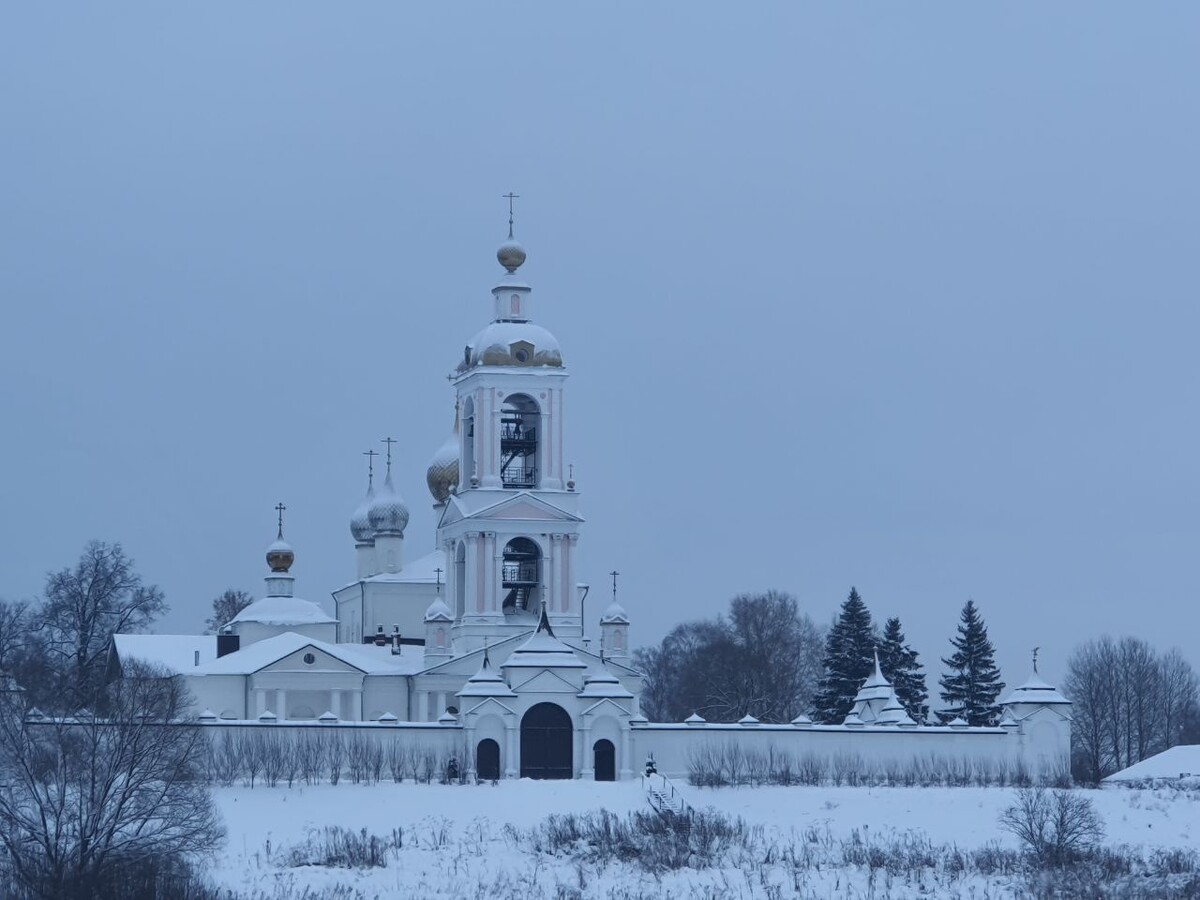 Погост Крест. Мужской монастырь Животворящего Креста