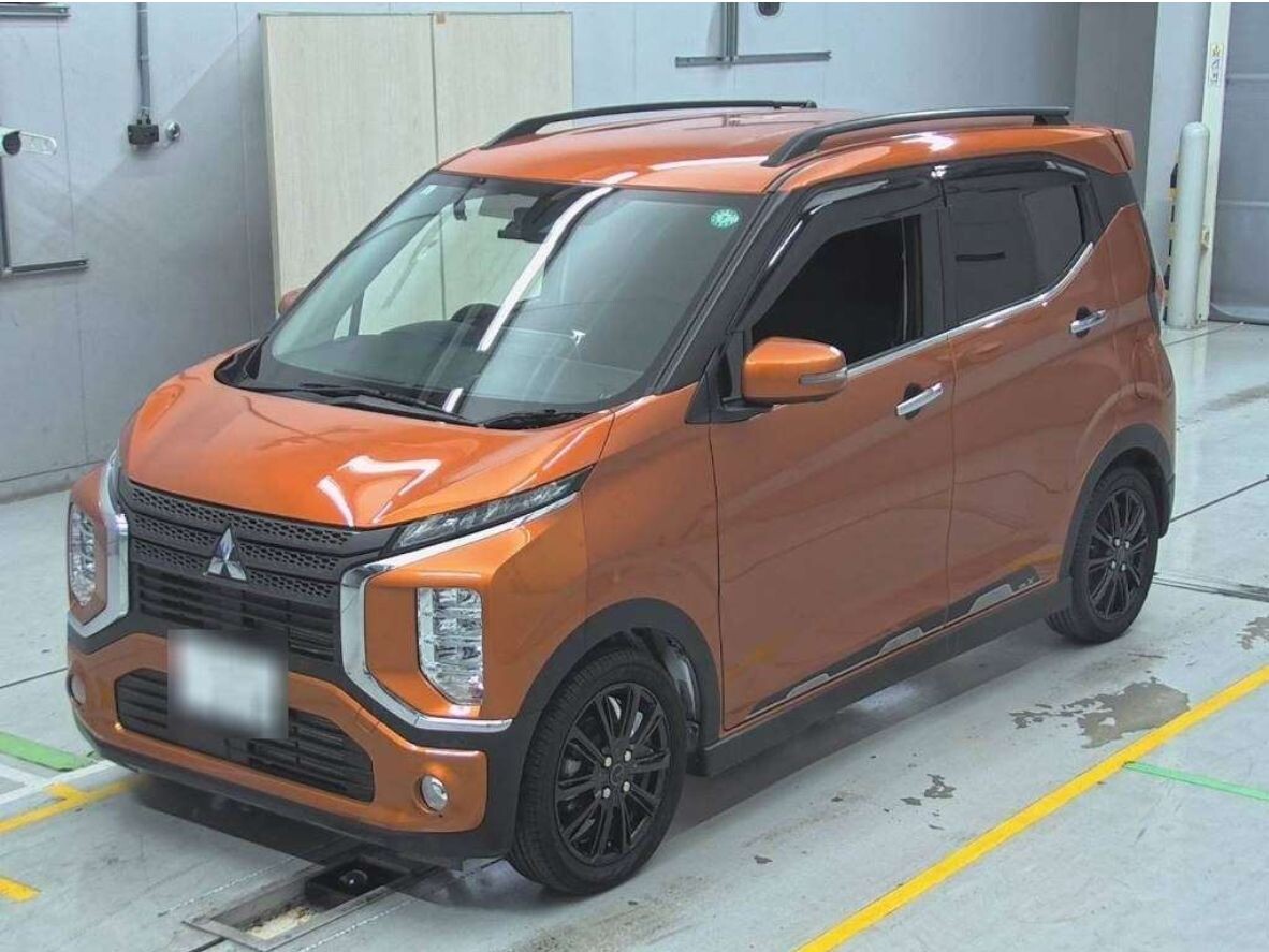 Фото с аукциона, листайте.