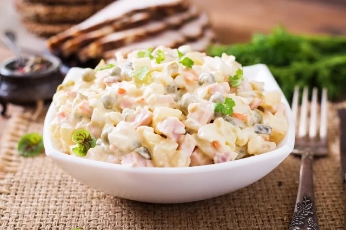    Медики назвали самые опасные продукты на Рождество