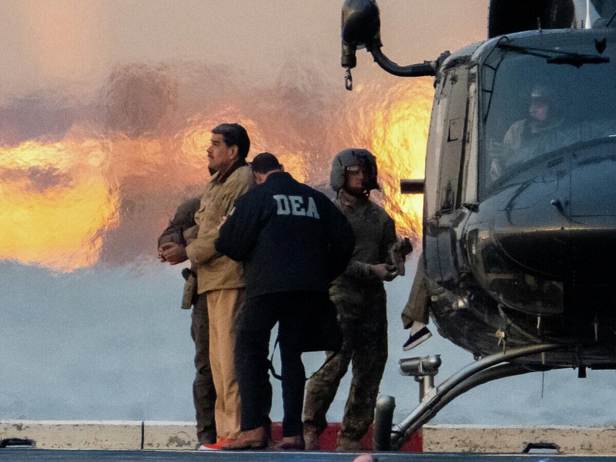    Захваченный президент Венесуэлы Николас Мадуро перед отправкой в суд в Нью-Йорке, США | © REUTERS / ADAM GRAY