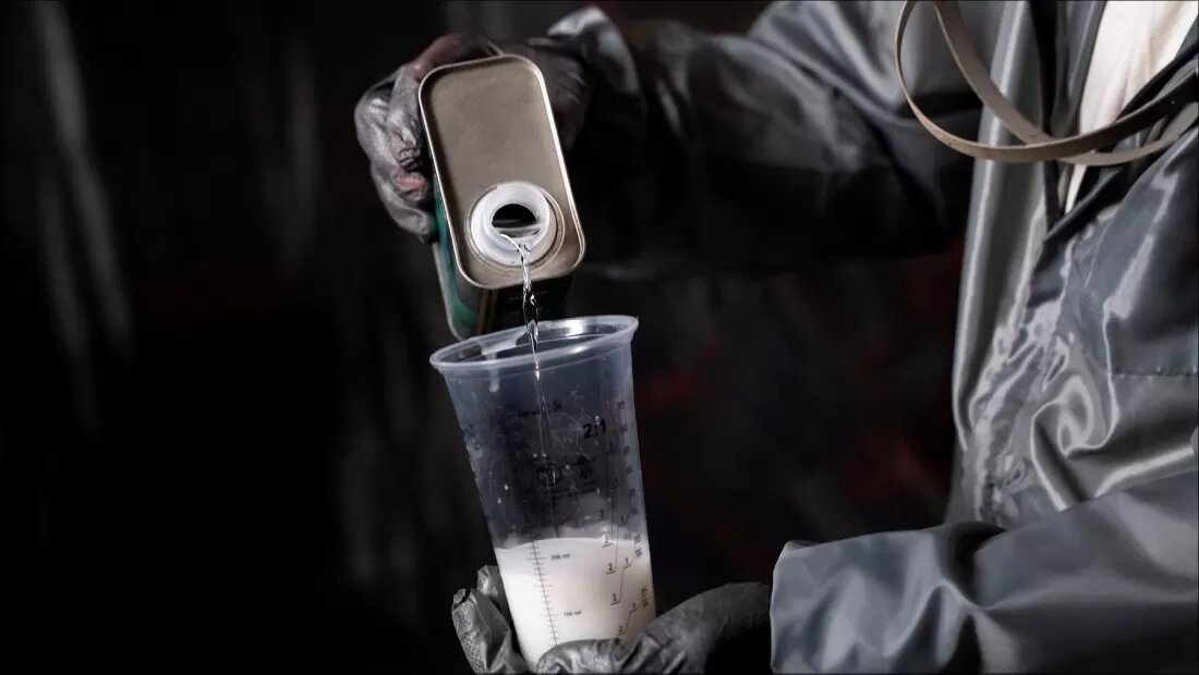 

Рассмотрим подробнее, как пользоваться кислотным грунтом для автомобиля, какие виды бывают, для чего предназначен и с чем совместим.