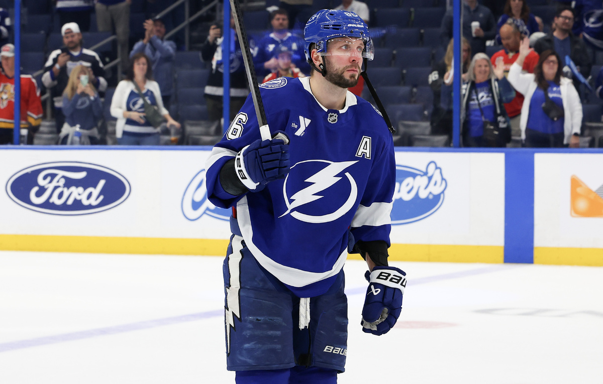    Форвард "Тампы" Никита Кучеров  Mike Carlson/Getty Images