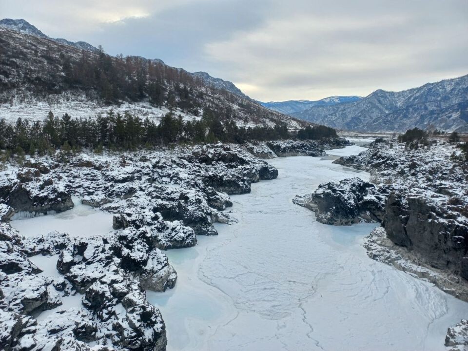   Ороктойский мост зимой. Источник: "Толк"