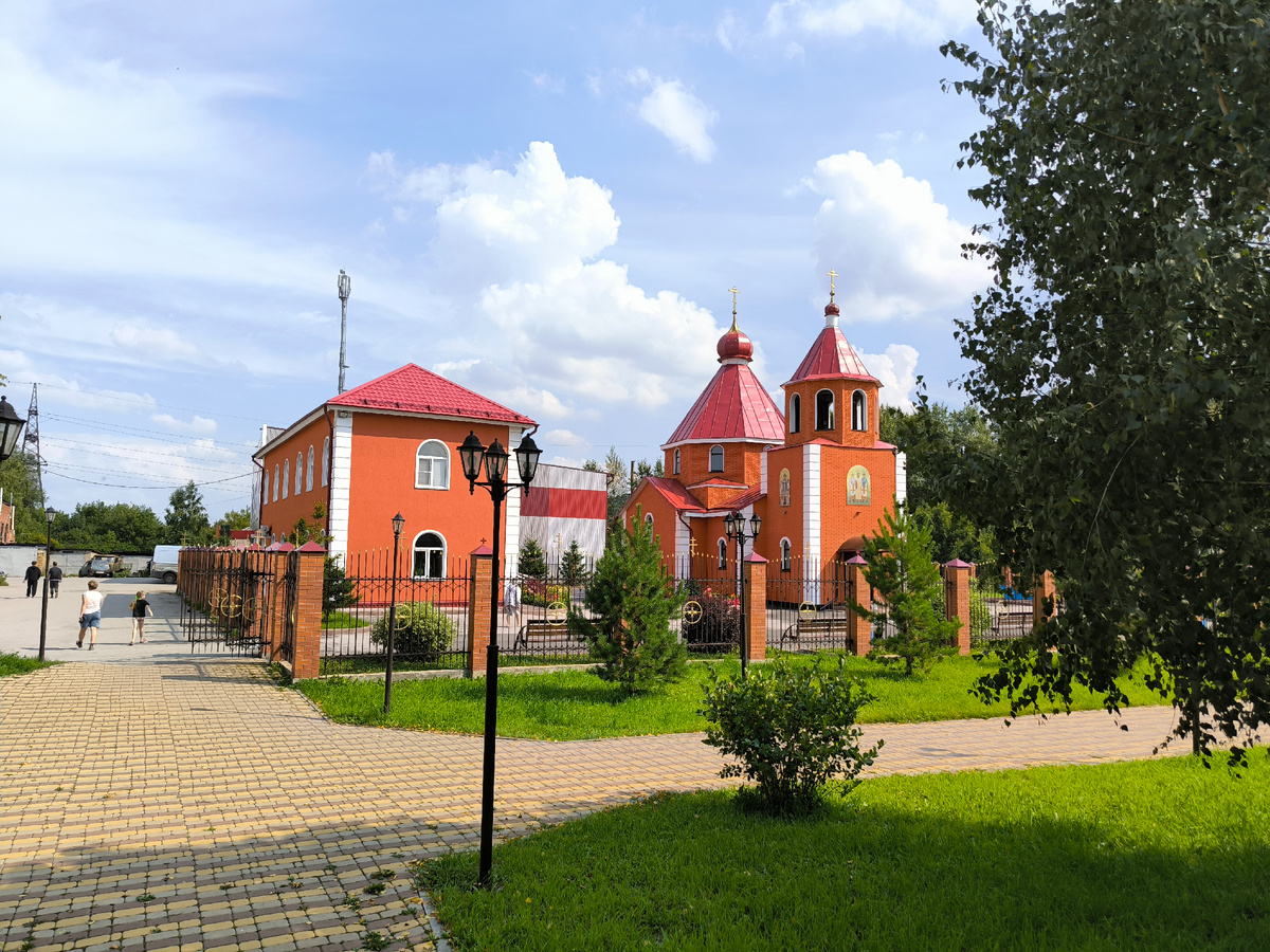 Церковь Гурия, Самона и Авива. Лето